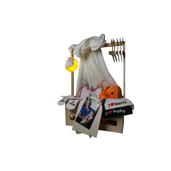 Cesta de regalo para bebé personalizada | con amor